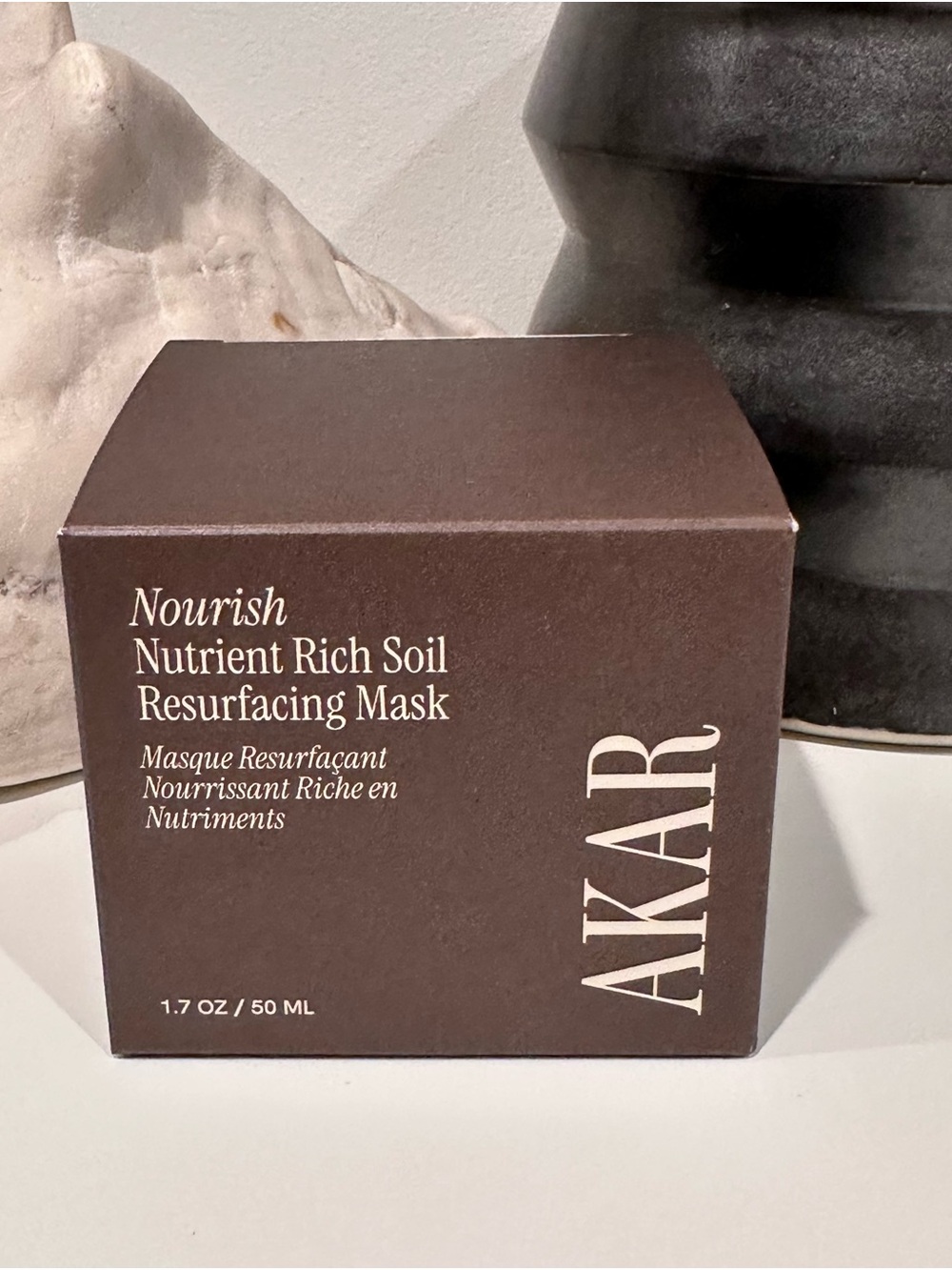 Nourish Nutrient Rich Soil Resurfacing Mask - Akar